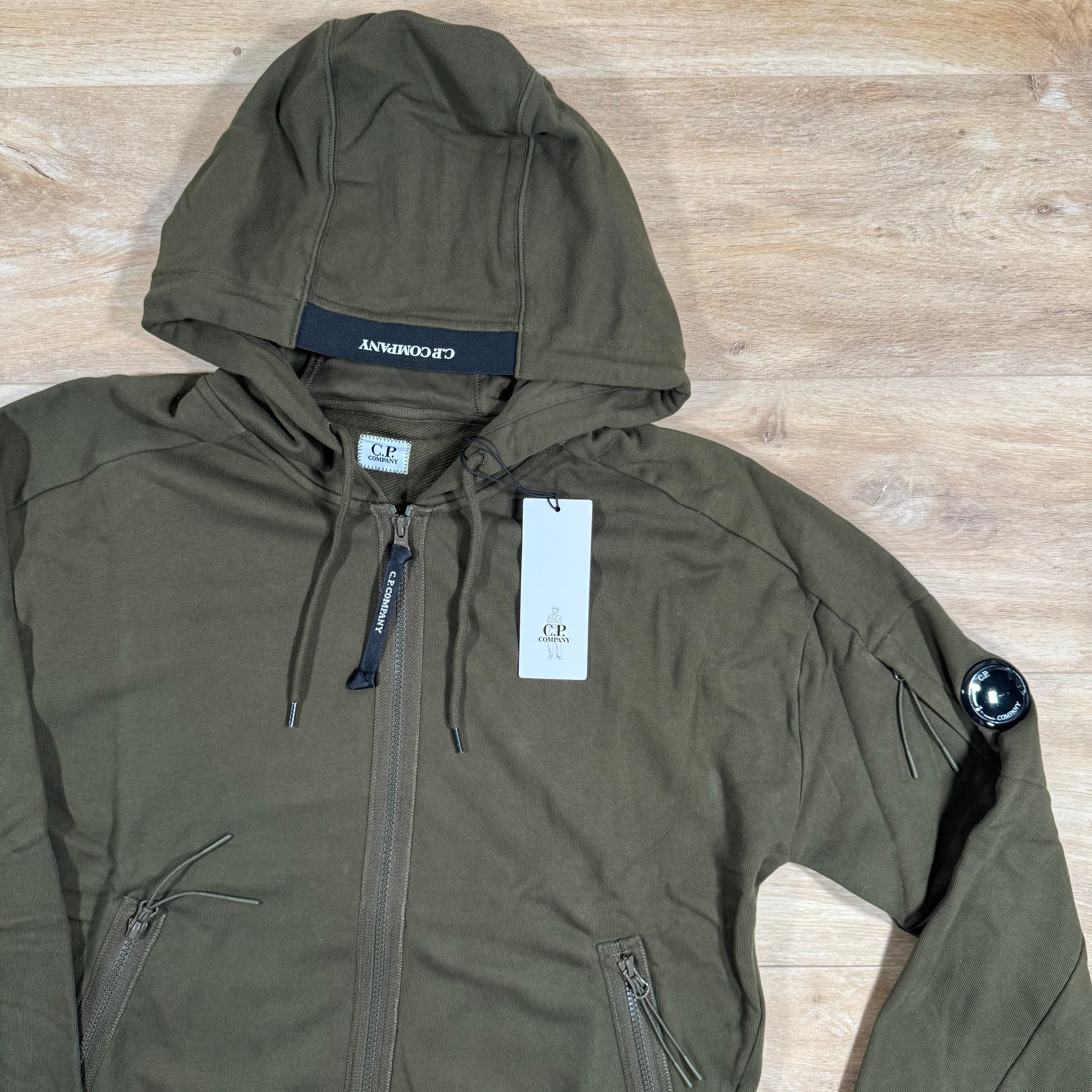 CP Company Diagonal Raised Zipped Lens Hoodie in Ivy Green
