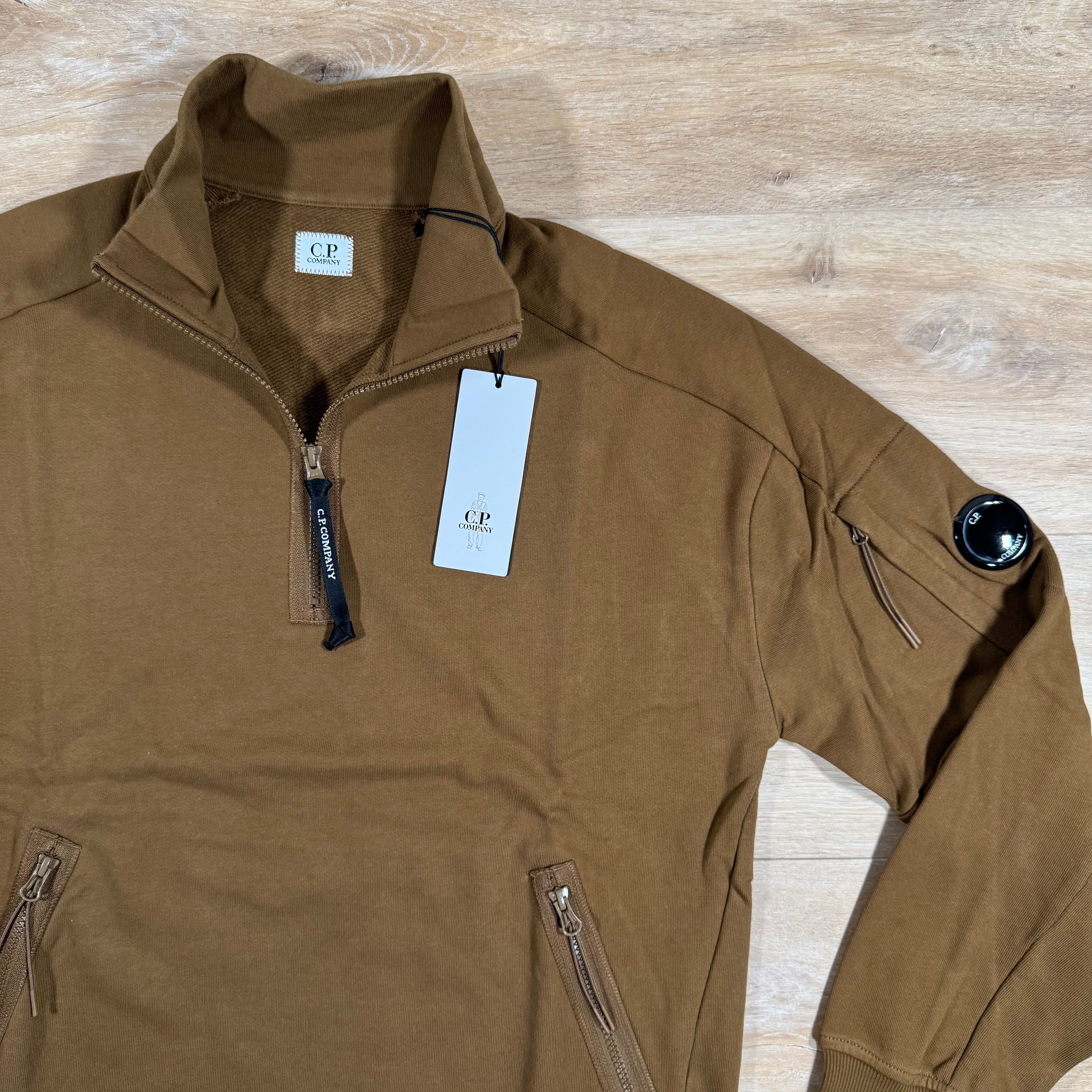 CP Company Diagonal Raised Half-Zipped Lens Sweatshirt in Toffee