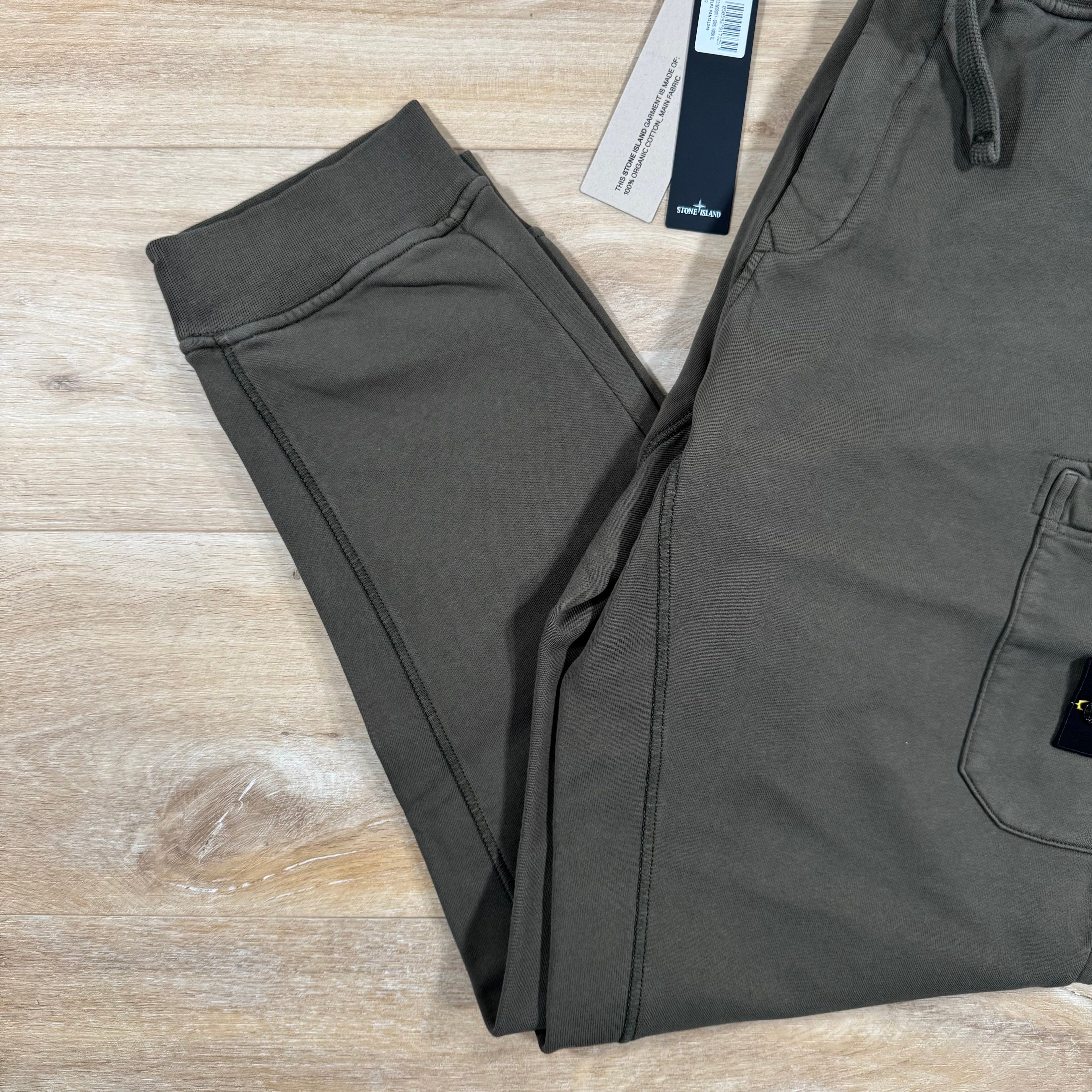 Stone Island Slim Fit Sweatpants in Military Green