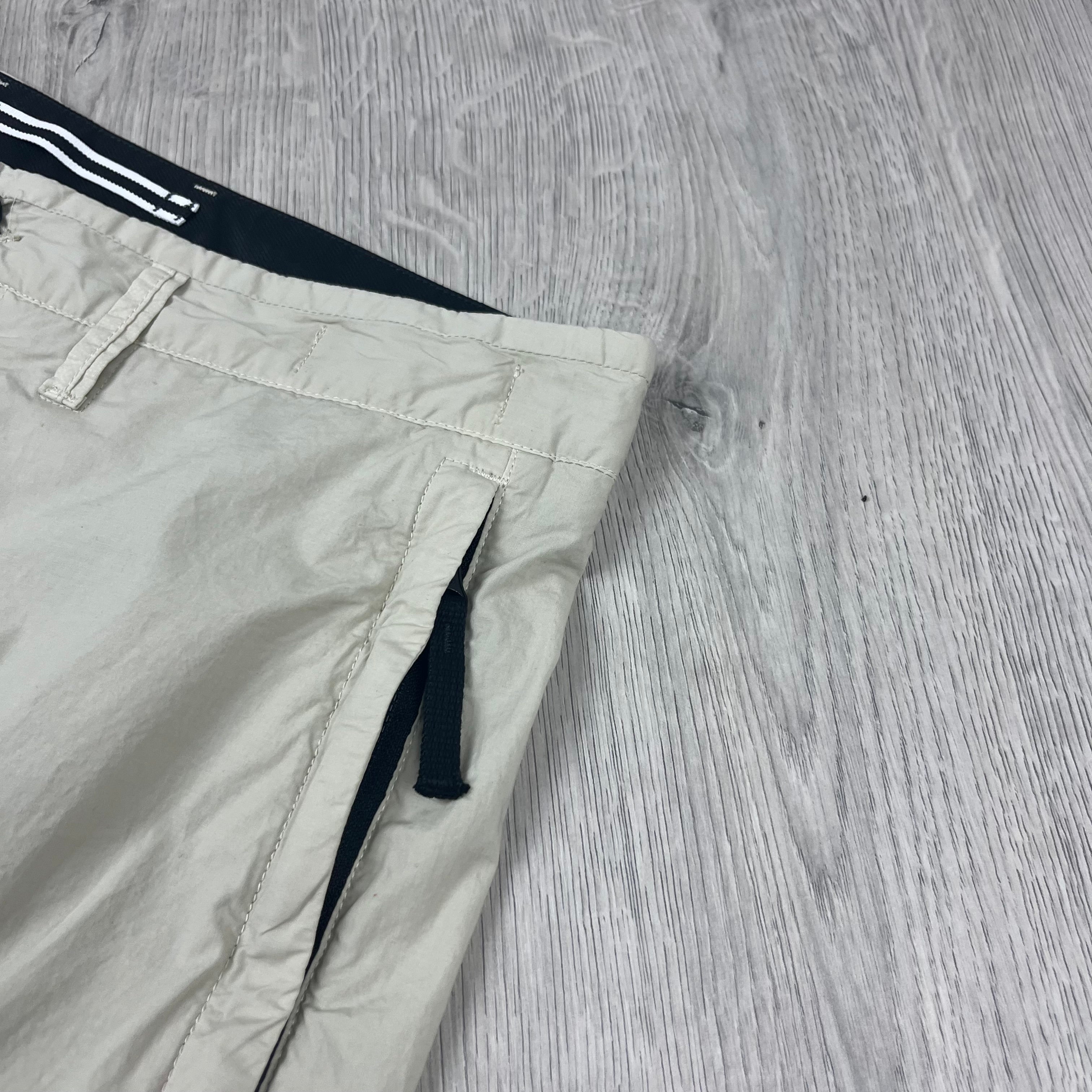 Stone Island Cargo Shorts - Sand