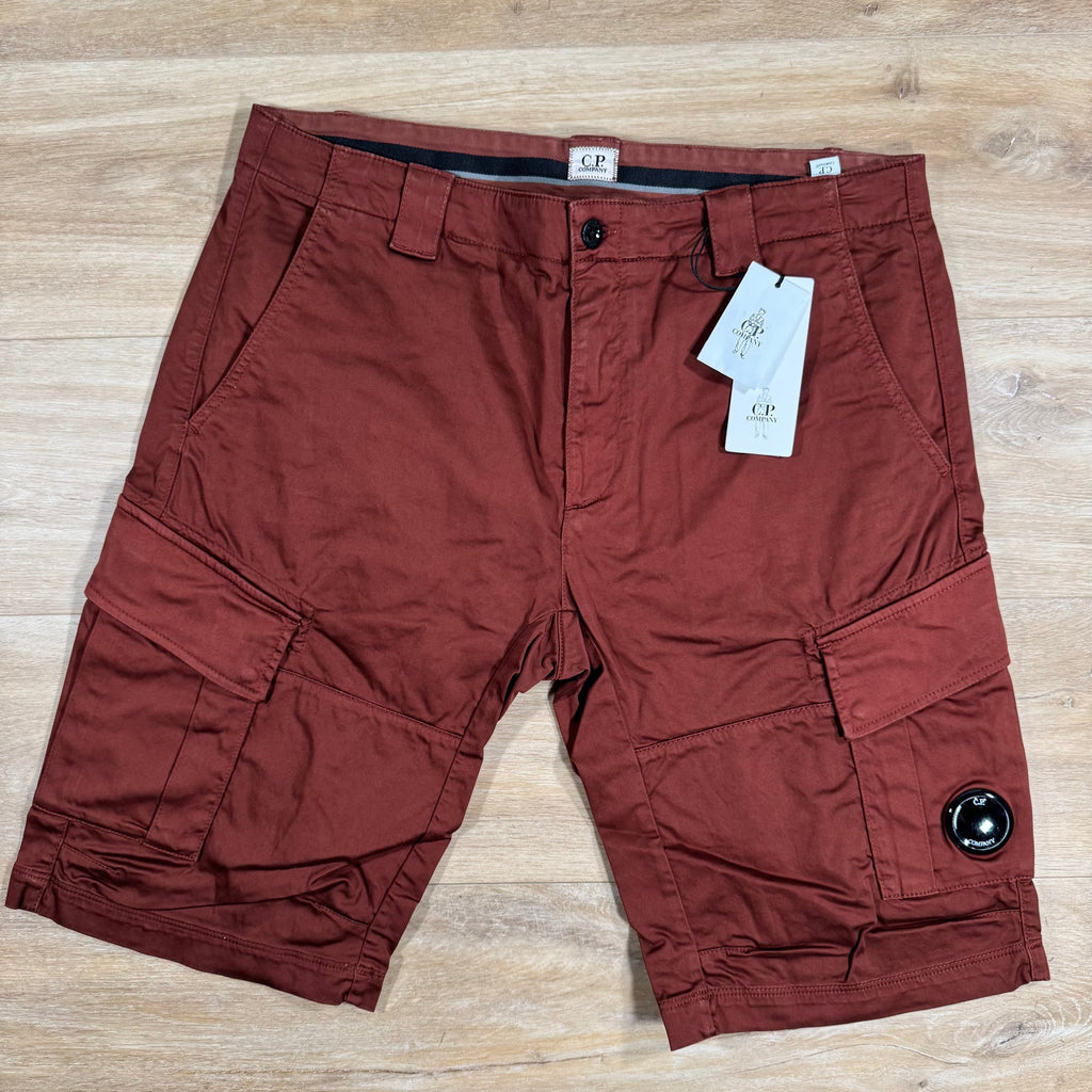 CP Company Stretch Sateen Lens Cargo Shorts in Sable - Brown