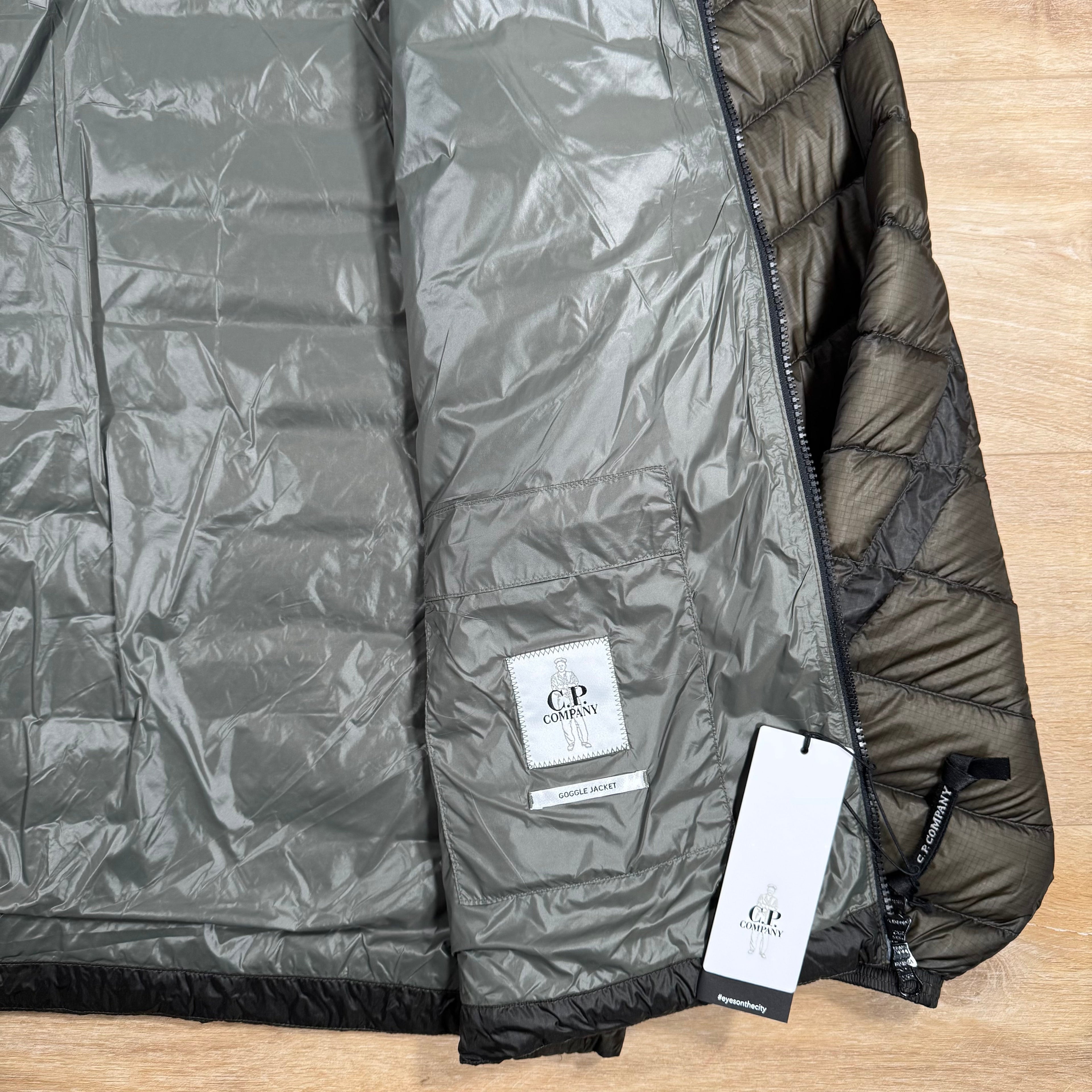 CP Company DD Shell Goggle Down Jacket in Grape Leaf