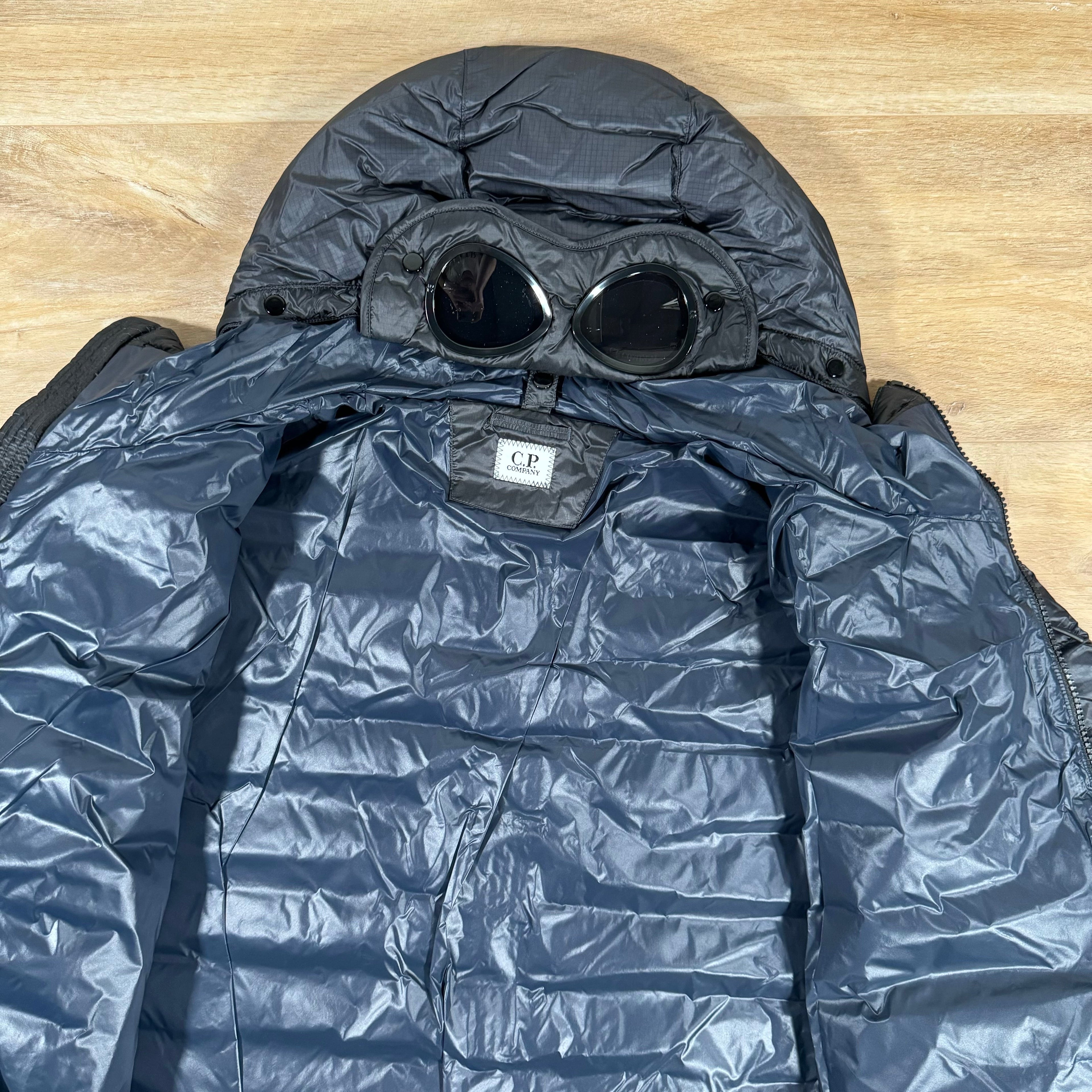 CP Company DD Shell Goggle Down Jacket in Navy