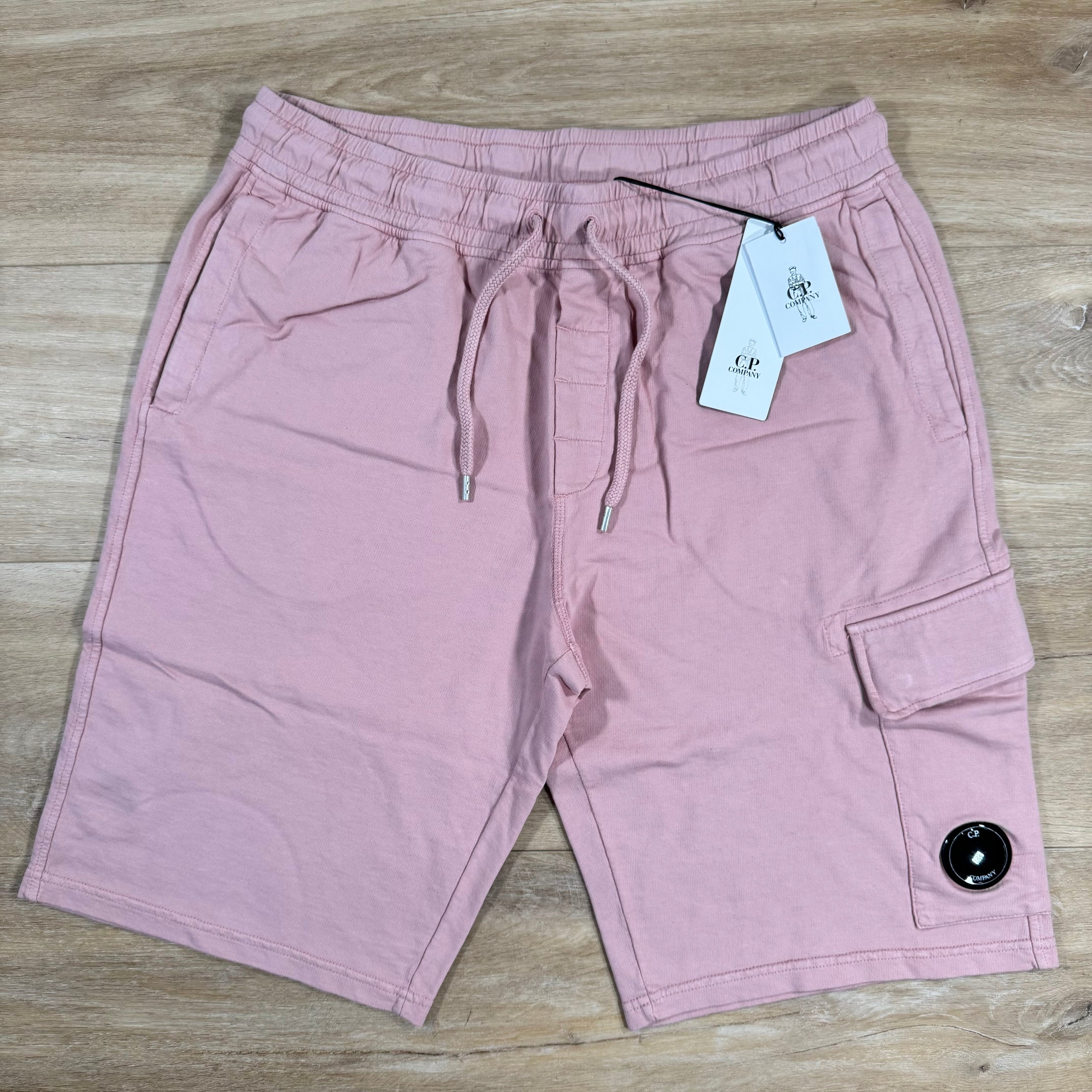 CP Company Light Fleece Cargo Lens Shorts in Misty Rose - Pink