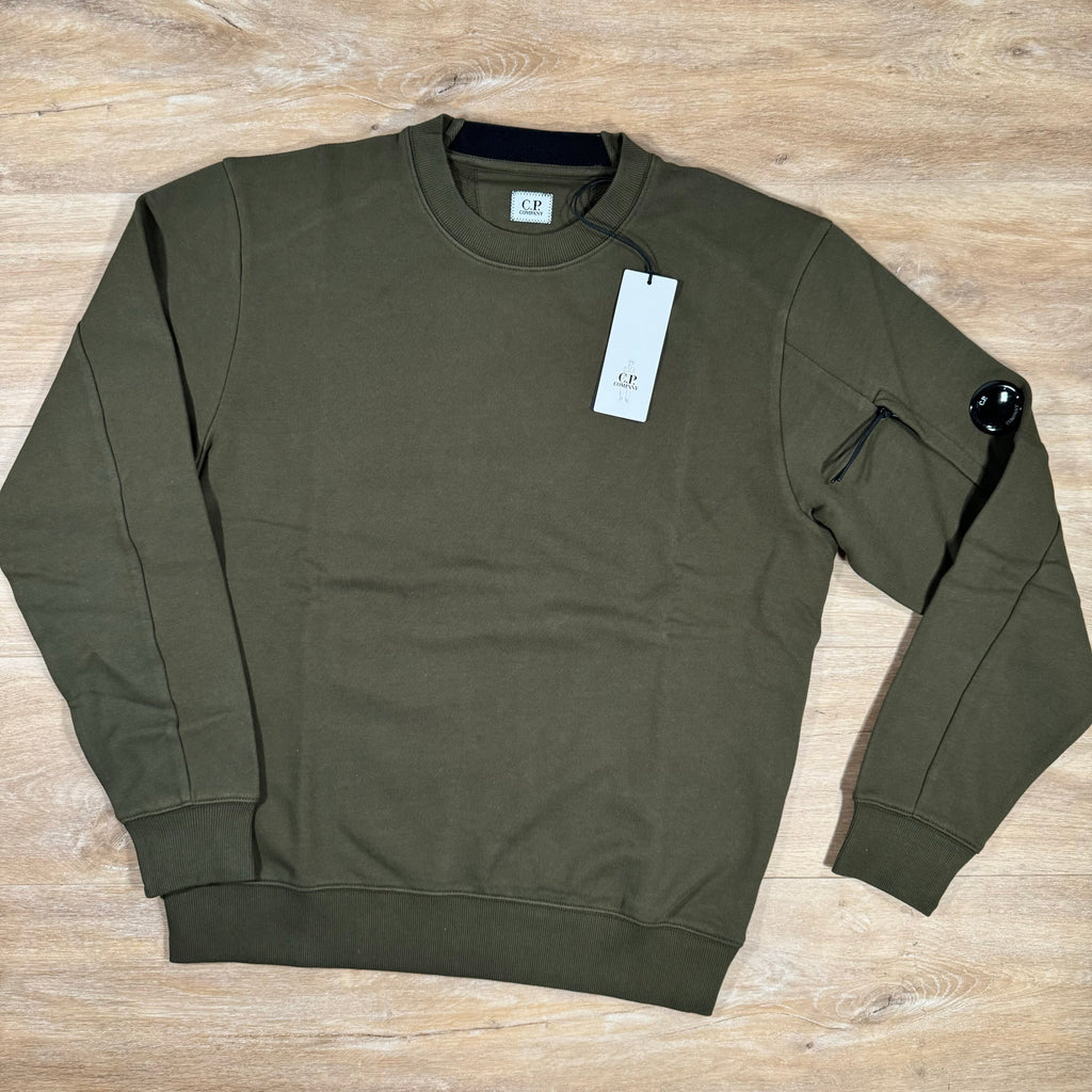 CP Company Diagonal Raised Fleece Lens Sweatshirt in Ivy Green