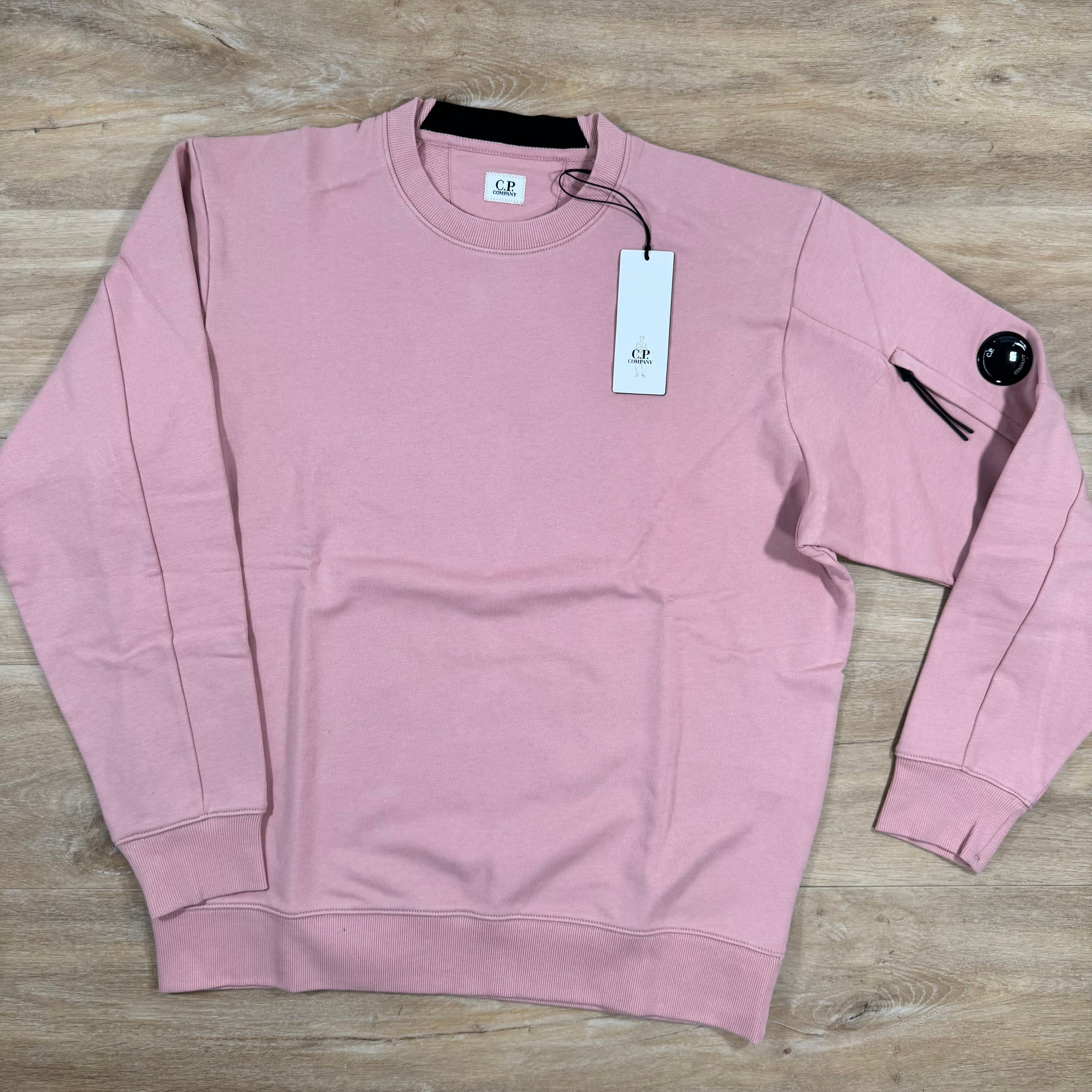 CP Company Diagonal Raised Fleece Lens Sweatshirt in Misty Rose - Pink