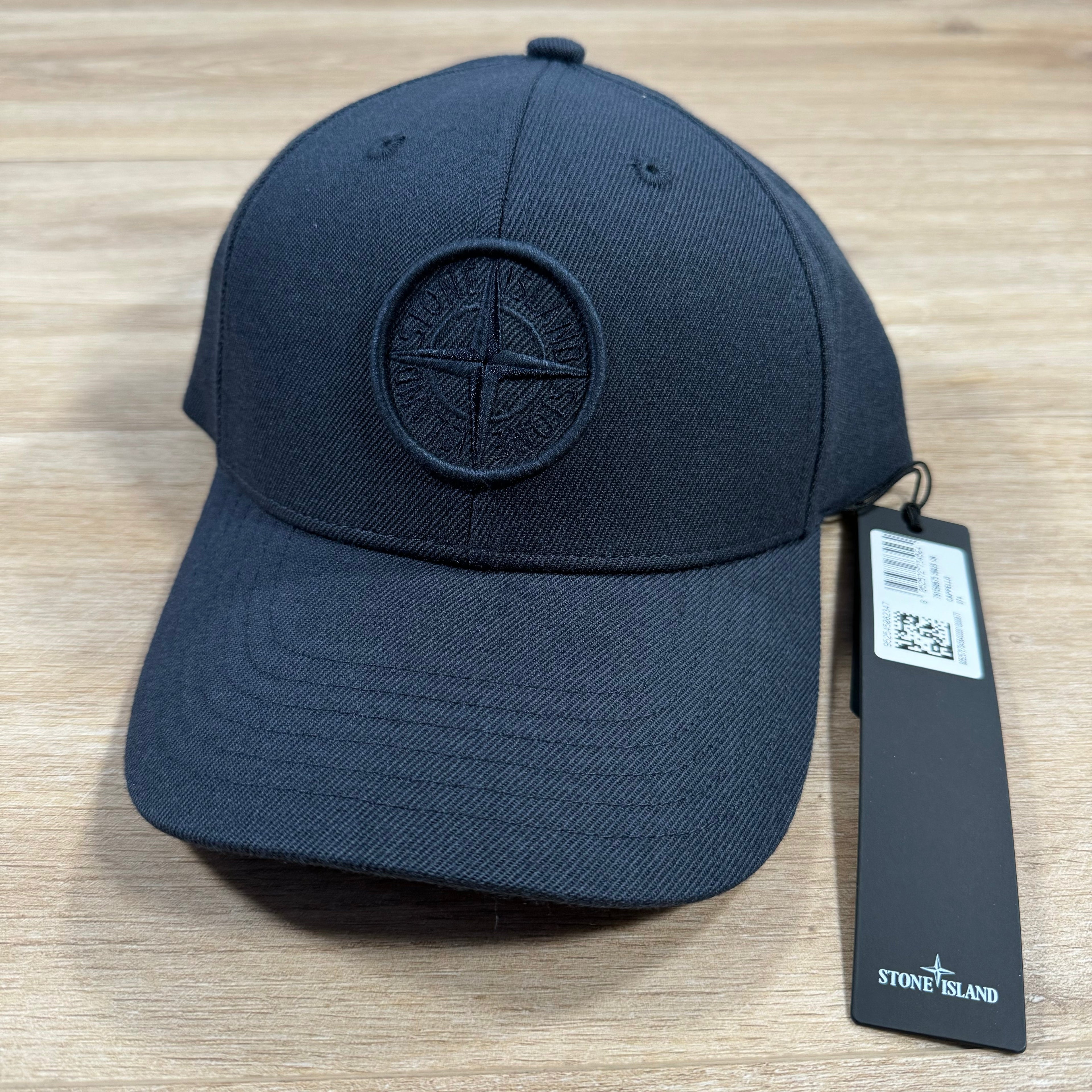 Stone Island Compass Logo Cap in Navy