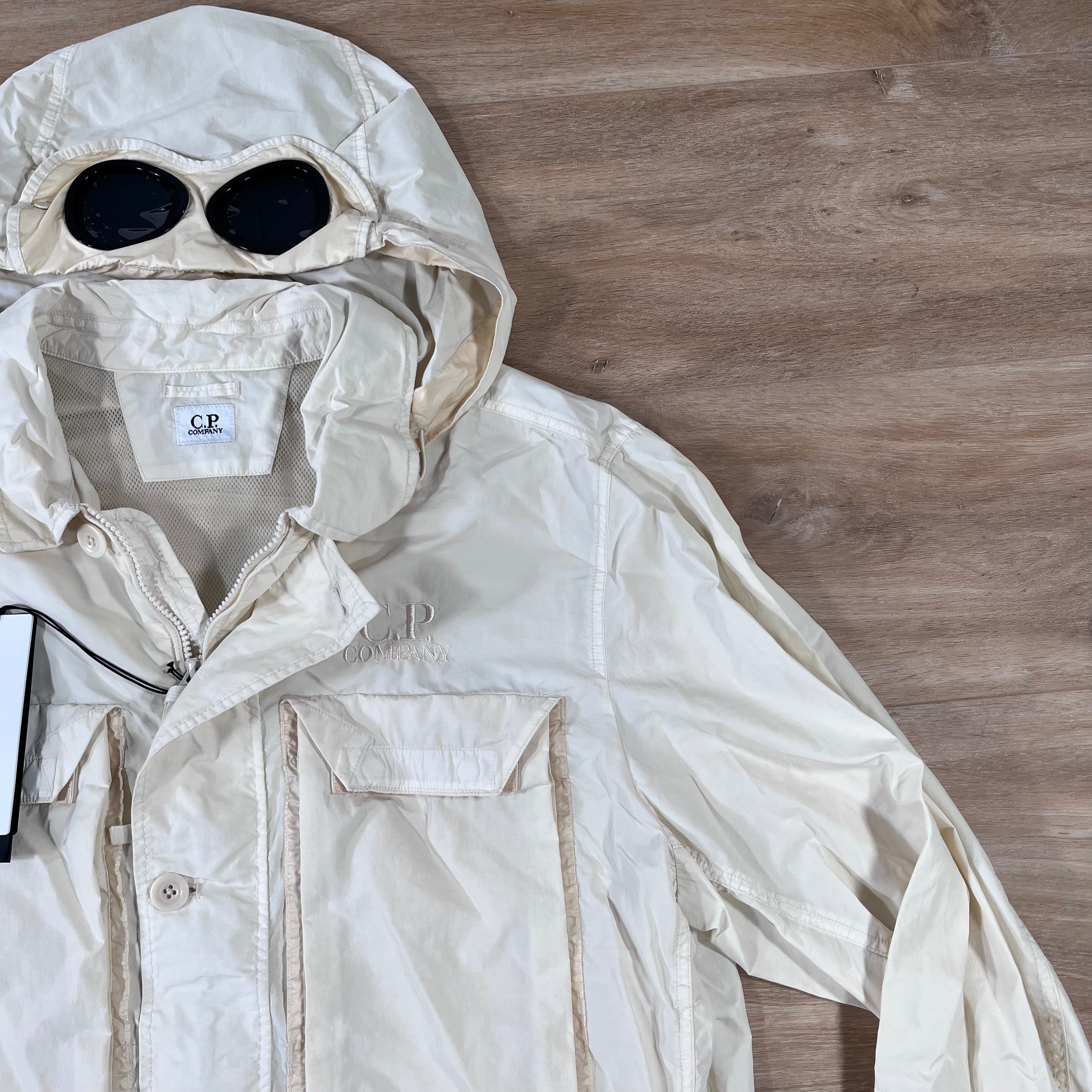 CP Company Flatt Nylon Goggle Overshirt in Pistachio Shell