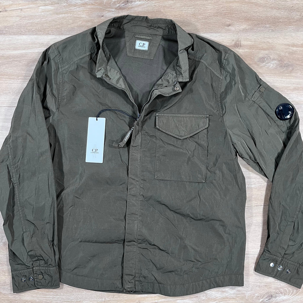 CP Company Chrome-R Lens Overshirt in Ivy Green