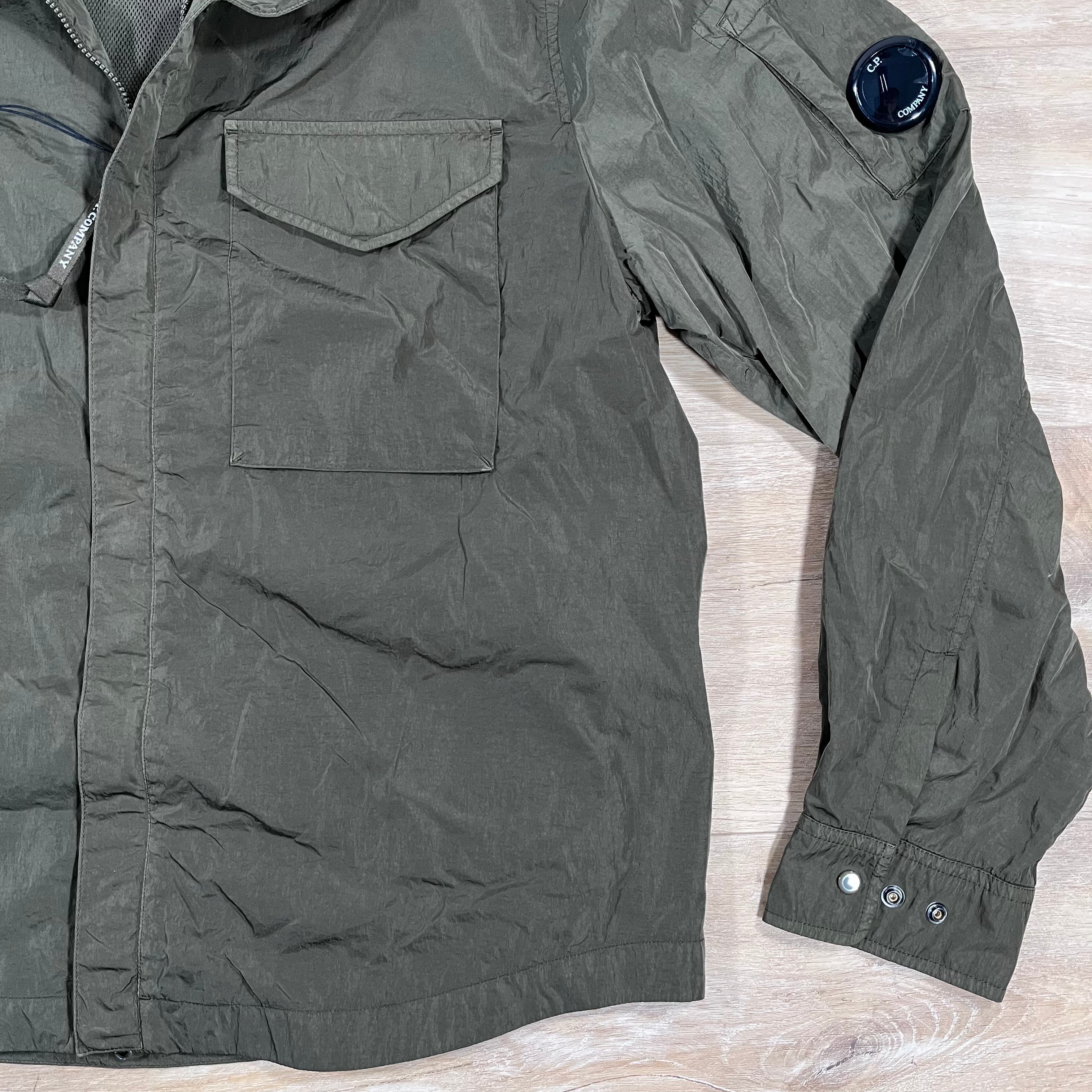 CP Company Chrome-R Lens Overshirt in Ivy Green