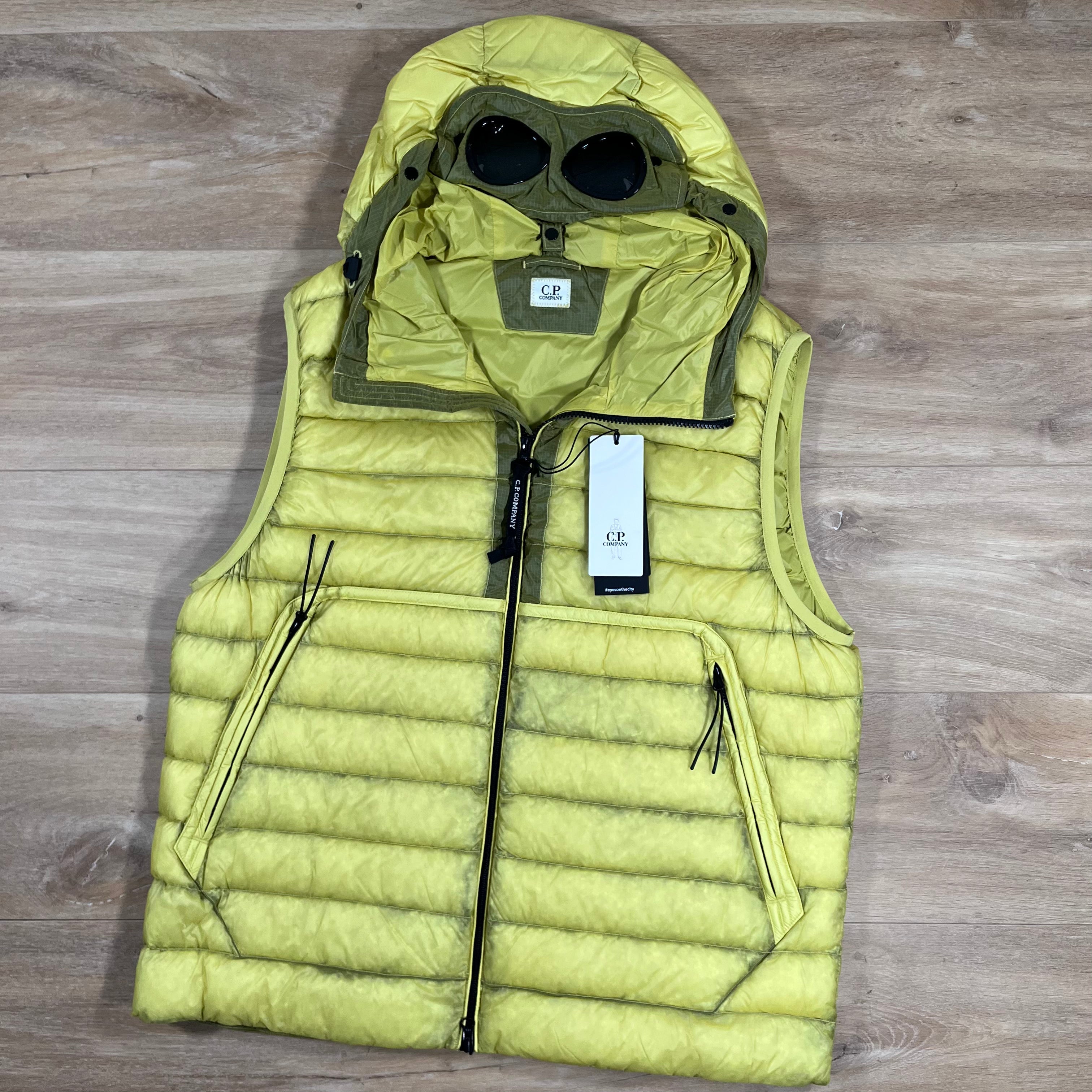 CP Company DD Shell Goggle Down Gilet in Green Sheen - Yellow